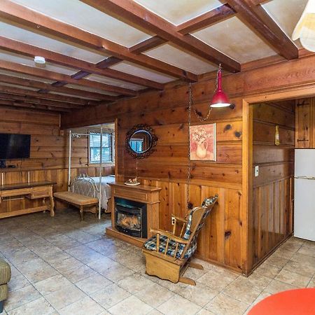 Apple Creek Cottages Prescott Exterior photo