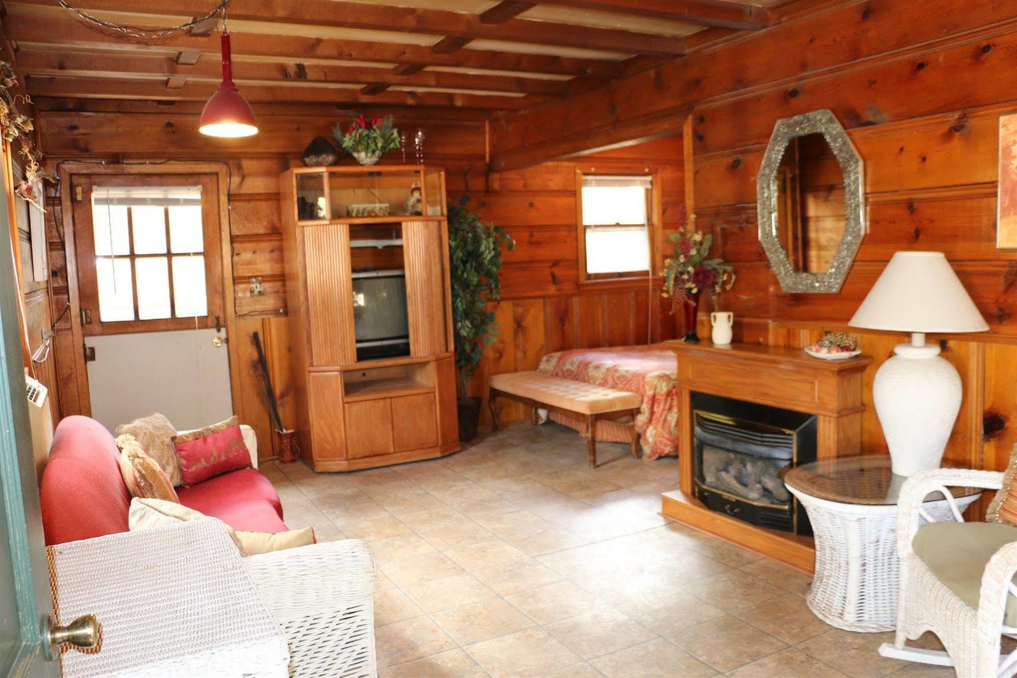 Apple Creek Cottages Prescott Exterior photo