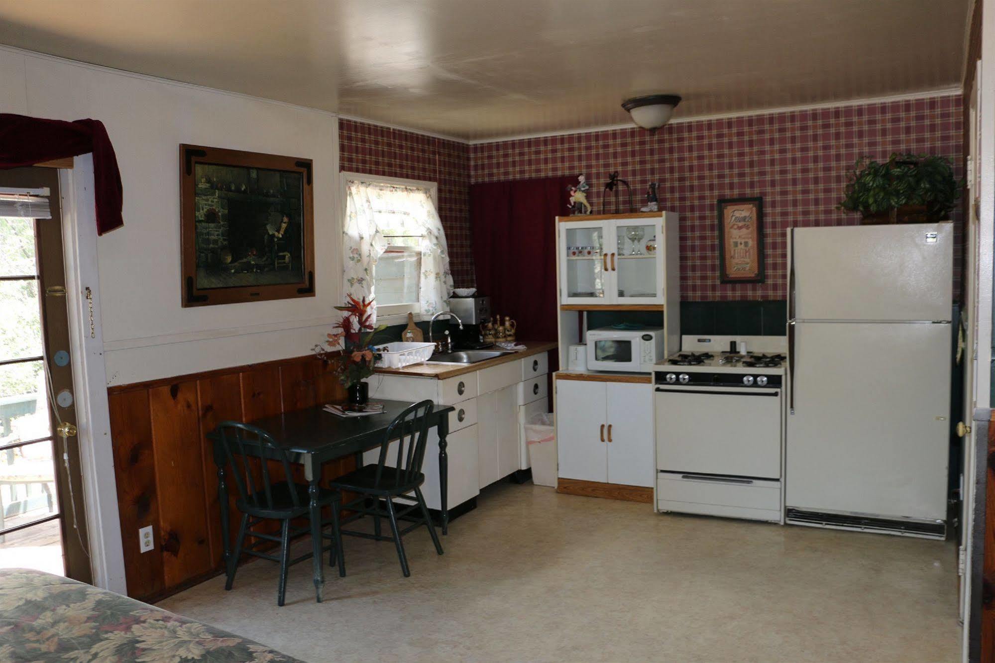 Apple Creek Cottages Prescott Exterior photo