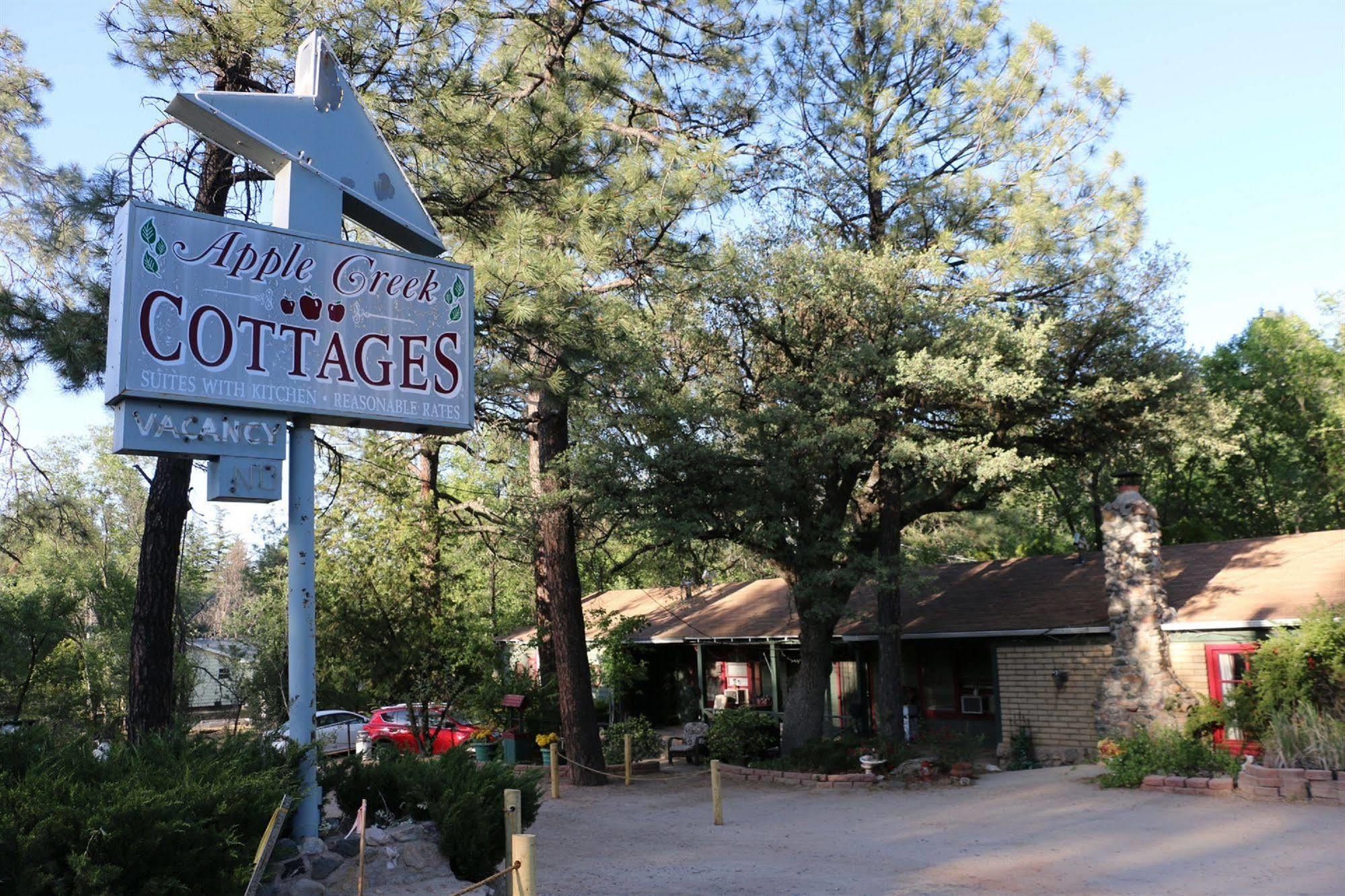 Apple Creek Cottages Prescott Exterior photo