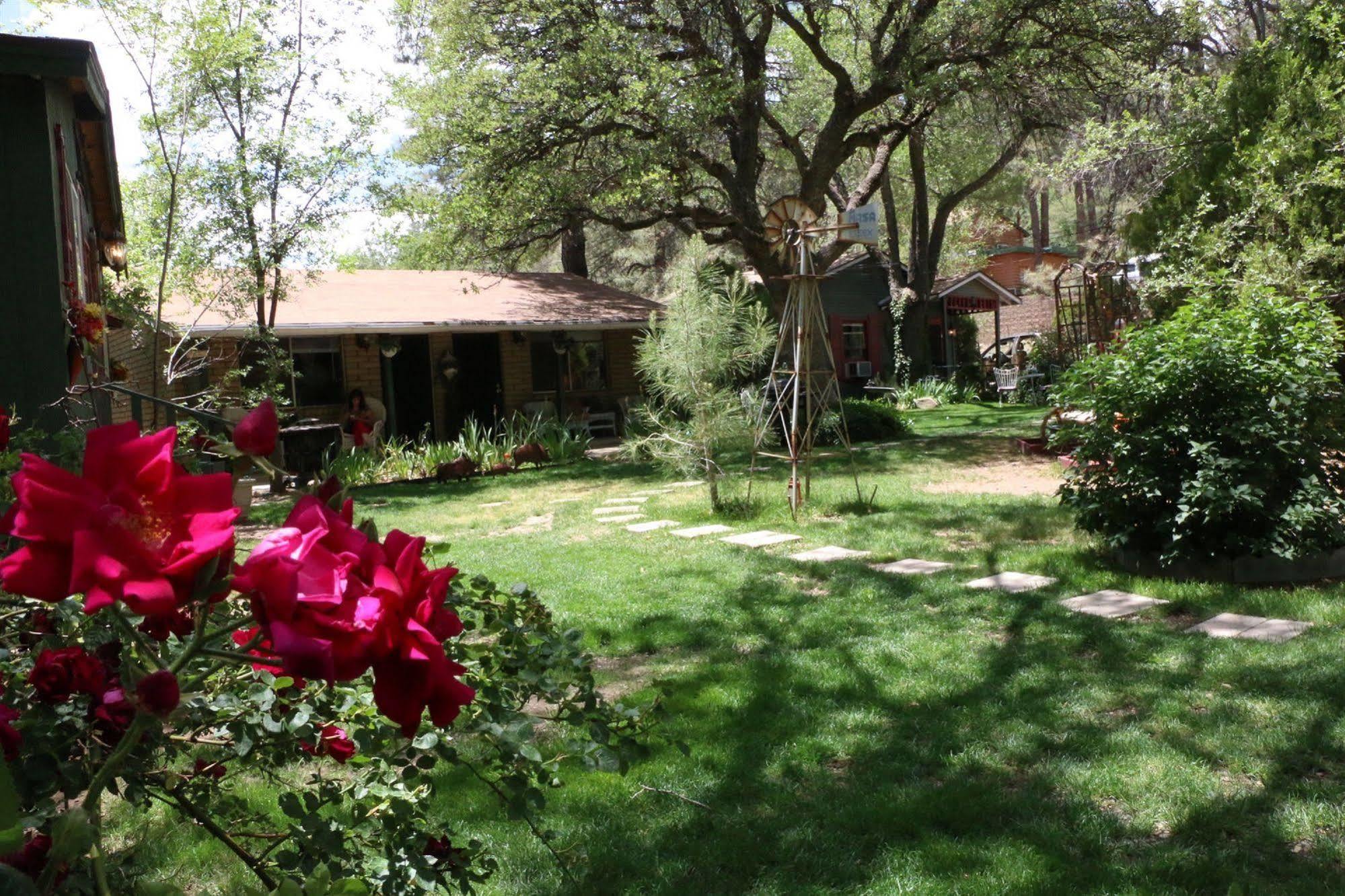 Apple Creek Cottages Prescott Exterior photo