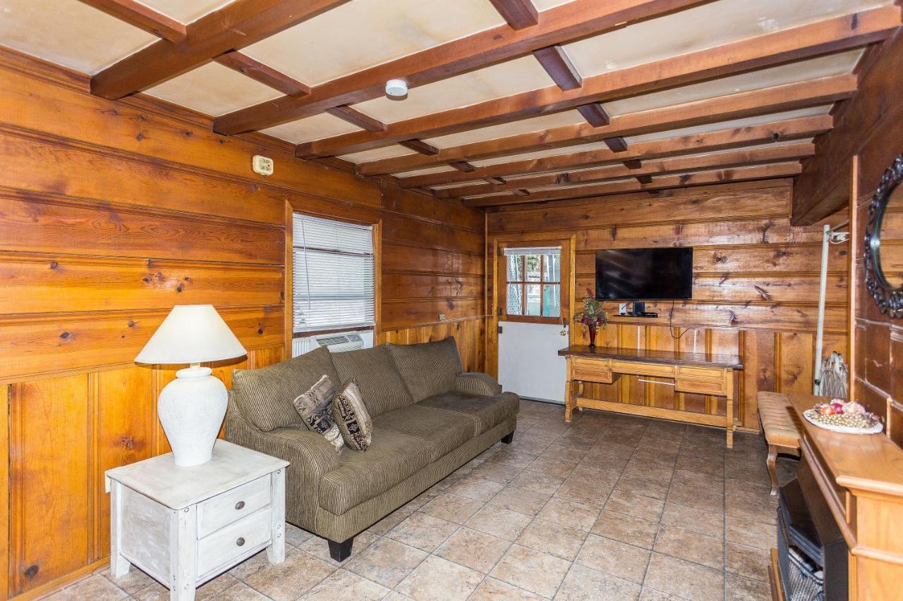 Apple Creek Cottages Prescott Exterior photo