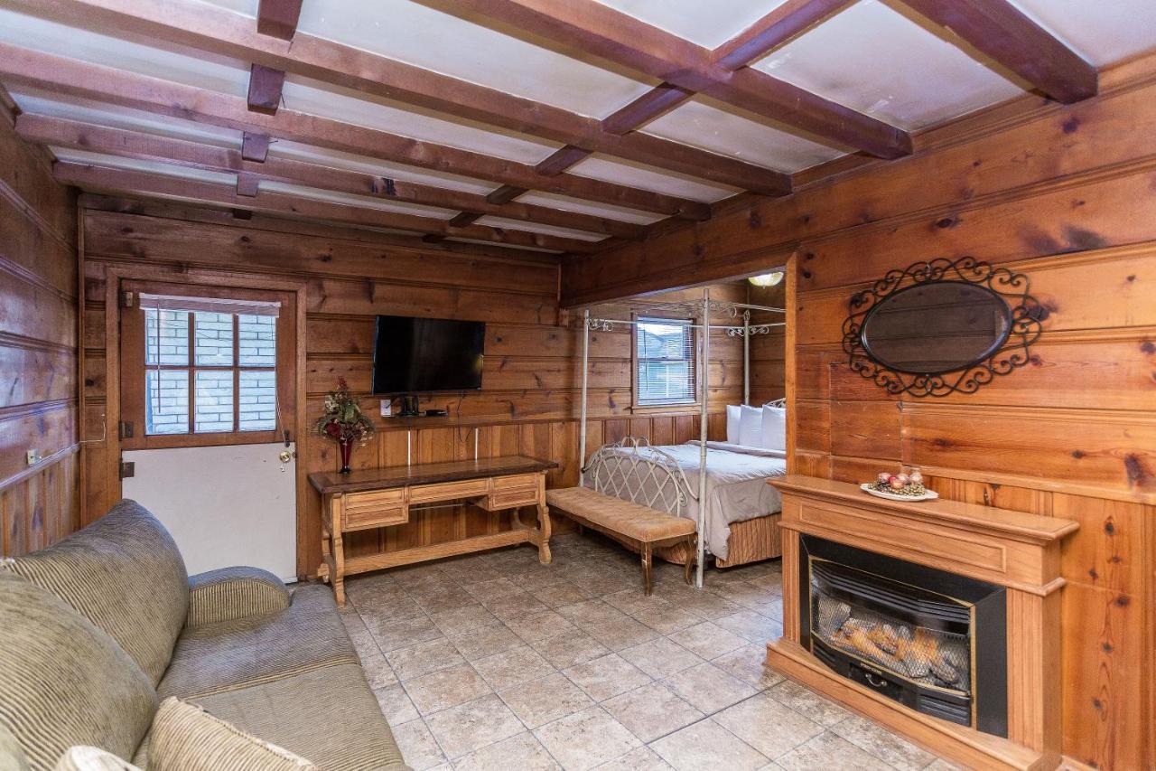 Apple Creek Cottages Prescott Exterior photo